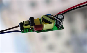 LED驅(qū)動和OLED驅(qū)動的區(qū)別！